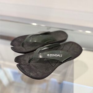 Zendals Black Resort Thong Flip-Flops (M)